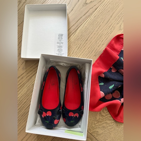 Little Marc Jacobs Girls Cherry Skirt with the Matching Shoes - Picture 8 of 12